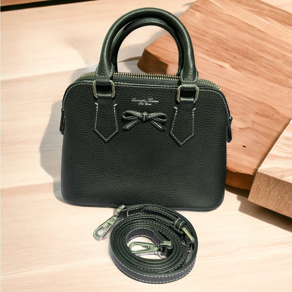 Samantha Thavasa mini cross body bag